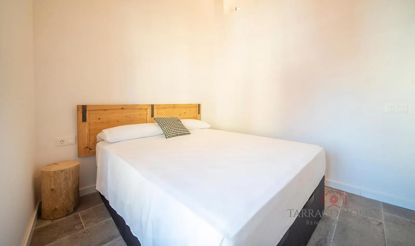 아파트 Apartamentos Boutique Murmur 타라고나