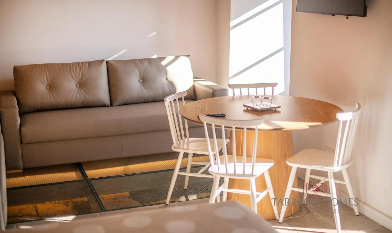 아파트 Apartamentos Boutique Murmur 타라고나